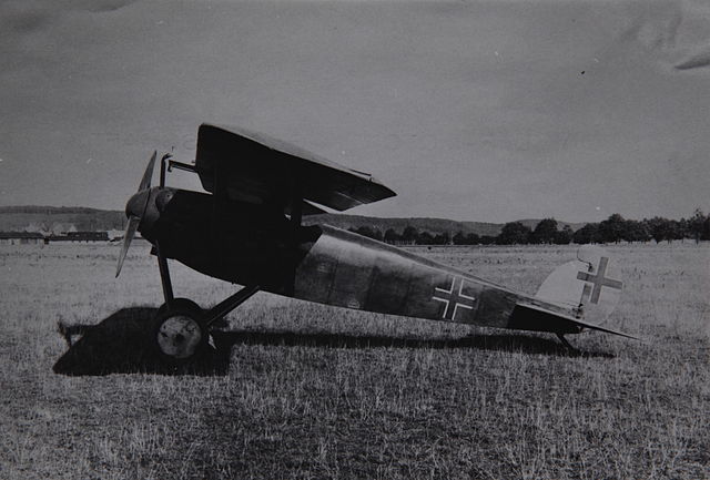 Daimler L11