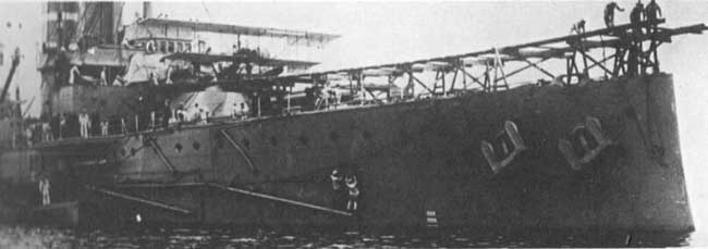 Same, prow view, as seen from an observer boat in June 1912